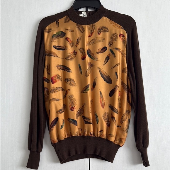 Hermes Paris Vintage 100% Silk Scarf Panel Sweater Feathers Print Mock Neck EU38 - Picture 1 of 11